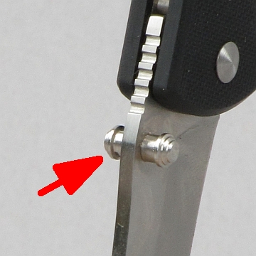 Thumb-stud.jpg